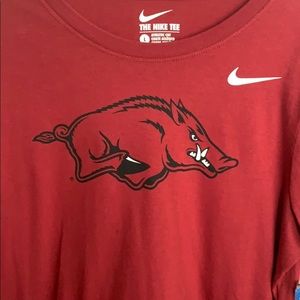 Nike large women’s Razorback tee New with tags